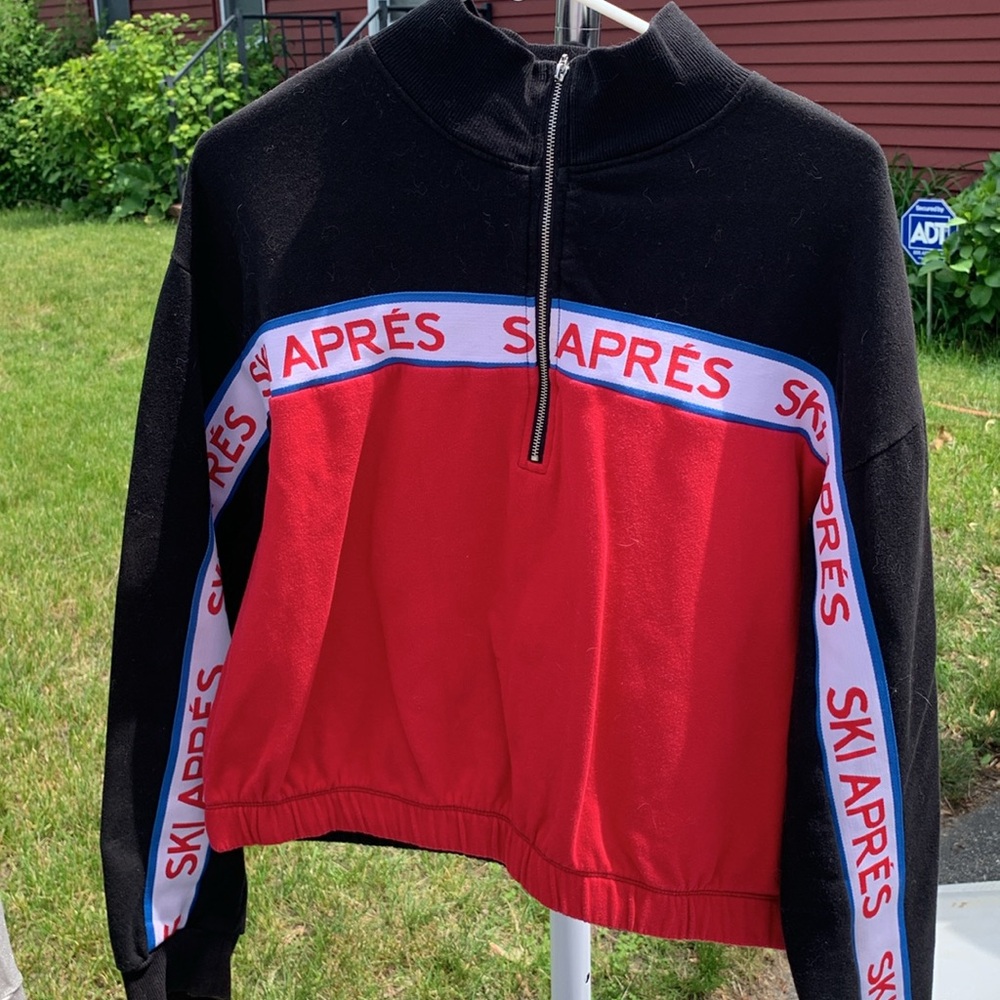 Target Ski Half Zip sweatshirt